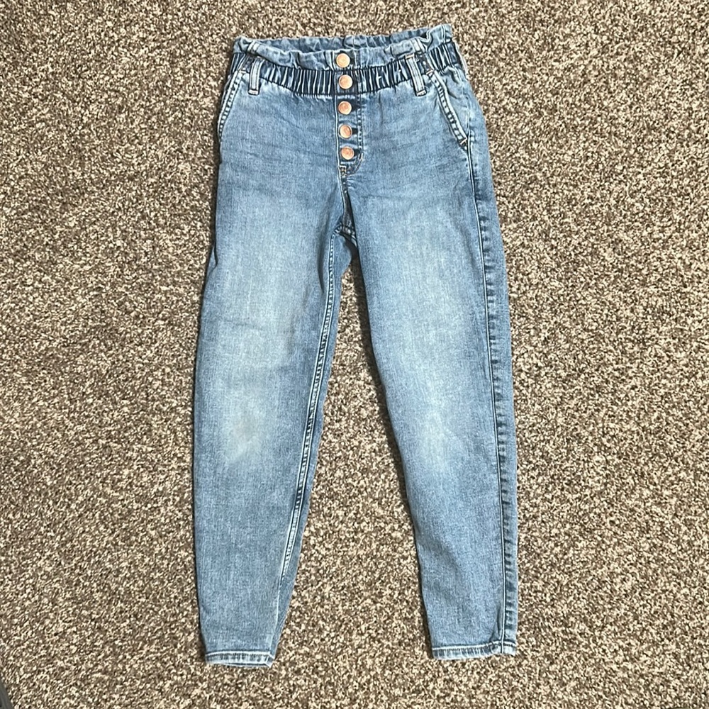 Abercrombie and Fitch girls mini mom jeans